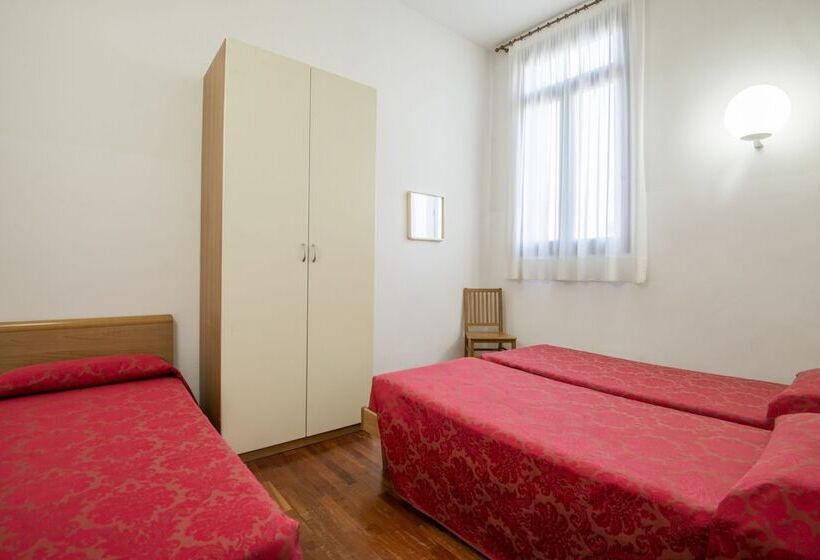 غرفة قياسية ثلاثية حمام مشترك, Casa Sant Andrea