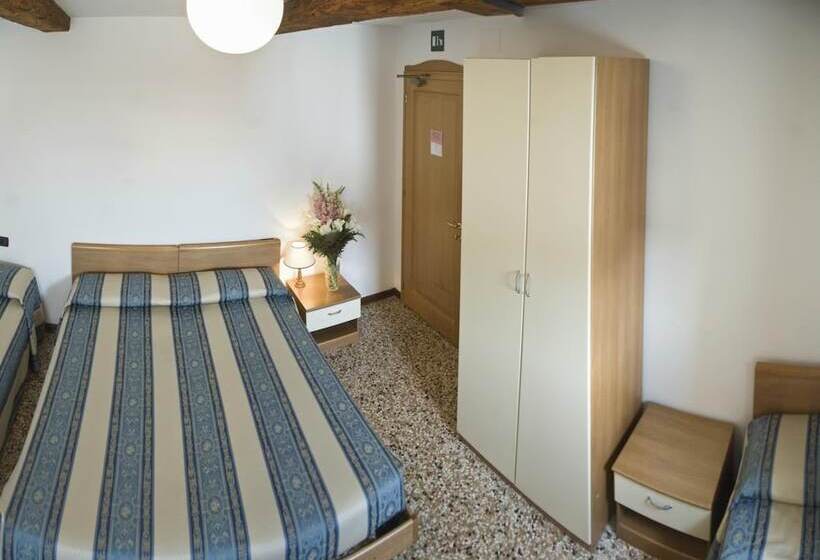 اتاق استاندارد سه نفره, Casa Sant Andrea