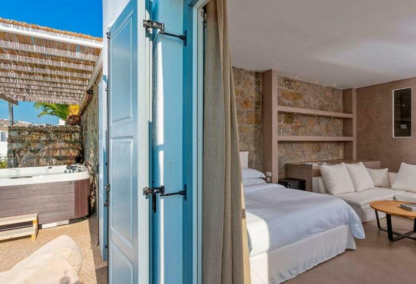 Люкс с гидромассажем, Myconian Ambassador Relais & Chateaux