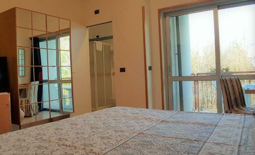 اتاق سوپریور, Terme Di Castel San Pietro