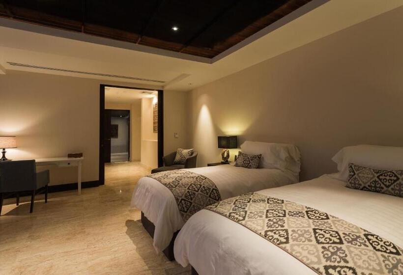 اتاق استاندارد با چشم‌انداز دریا, Trisara Villas & Residences Phuket