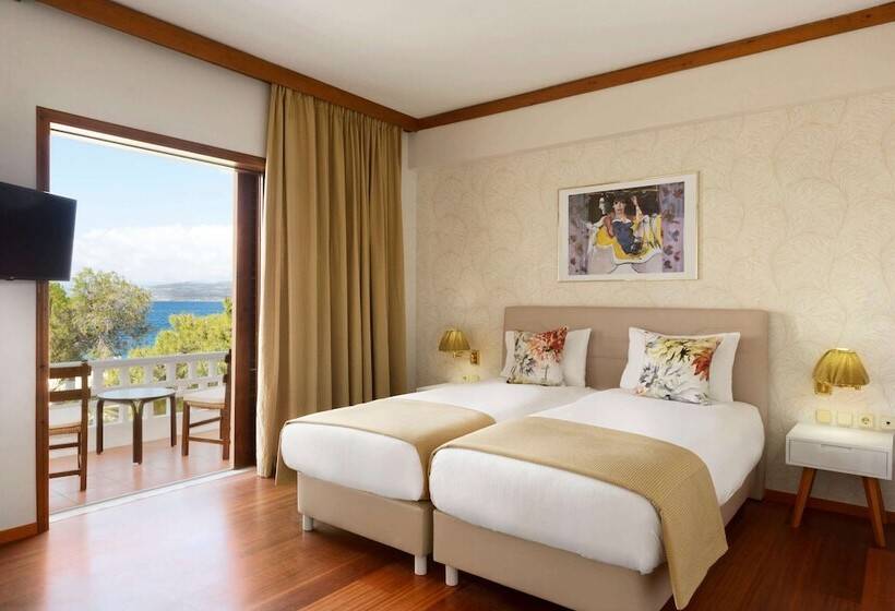 Номер Executive Вид на Сад, Wyndham Loutraki Poseidon Resort