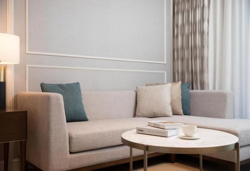 Семейный Номер Боковой Вид на Море, Lotte Hotel Jeju