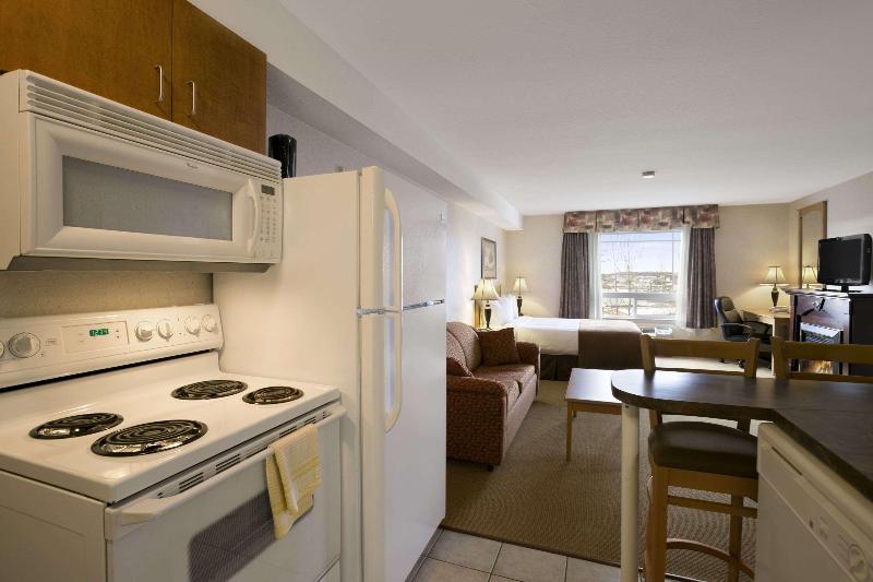 Стандартный Номер Кровать Кинг, Super 8 By Wyndham Fort Nelson Bc