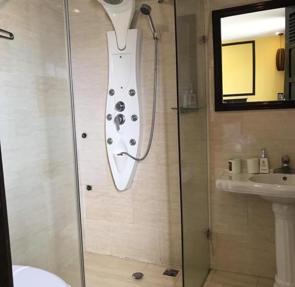 اتاق استاندارد تودرتو, Sapa Topaz  & Spa