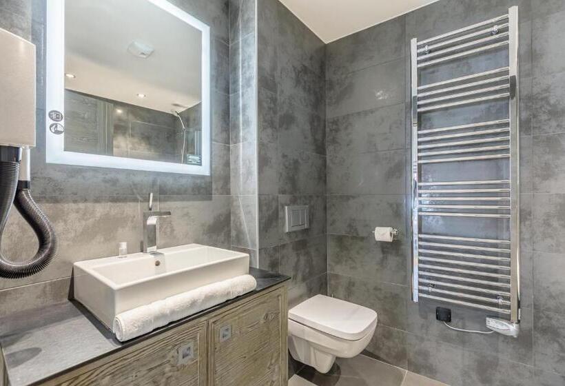 اتاق استاندارد چهار تخته, Victoria Lodge, Friendly