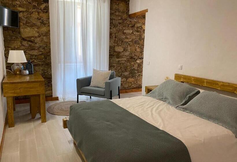 Номер Стандарт, Casa Da Igrejja