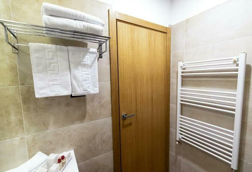 اتاق استاندارد با بالکن, Grand View Hotel & Suites Copou