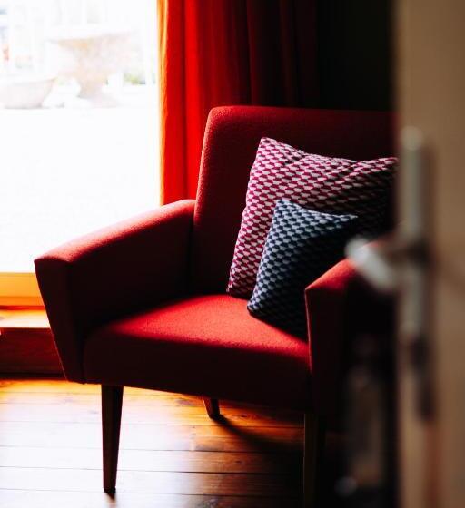 Quarto Estandar com Sacada, Molo Rouge