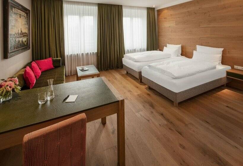 اتاق سوپریور سه تخته, Eden Hotel Wolff