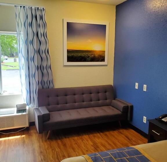 Люкс Кровать Кинг, Days Inn By Wyndham Macon I75 North