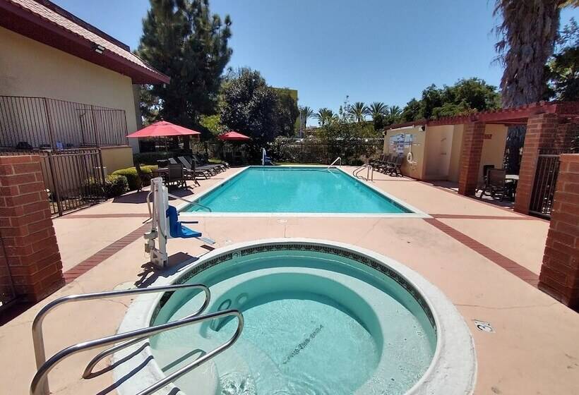 Номер Deluxe, Red Roof Inn Santa Ana