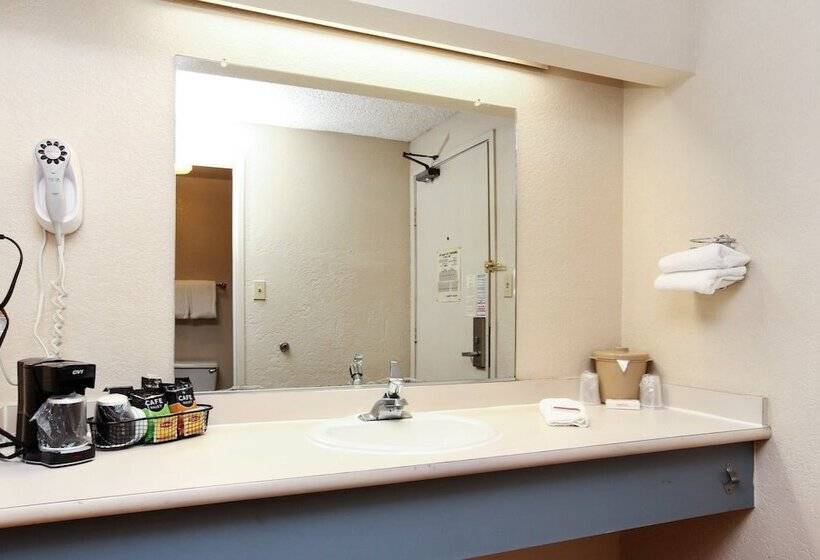 Номер Superior, Red Roof Inn Santa Ana
