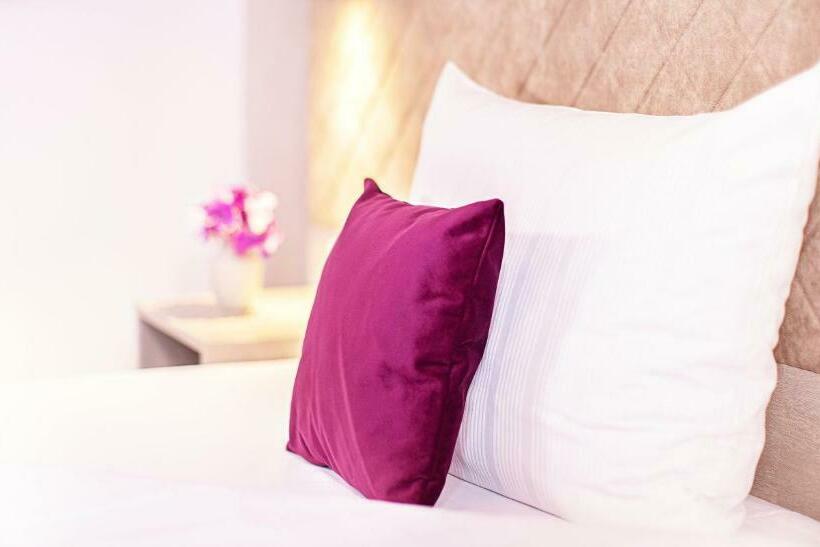 Номер Комфорт, Victor S Residenz Hotel Gummersbach