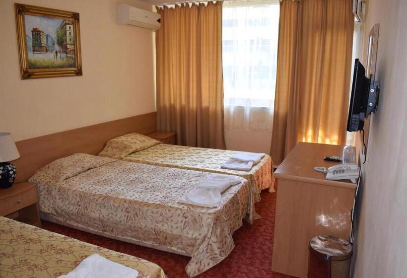 Номер Economy, Ahilea Hotel   Free Pool Access