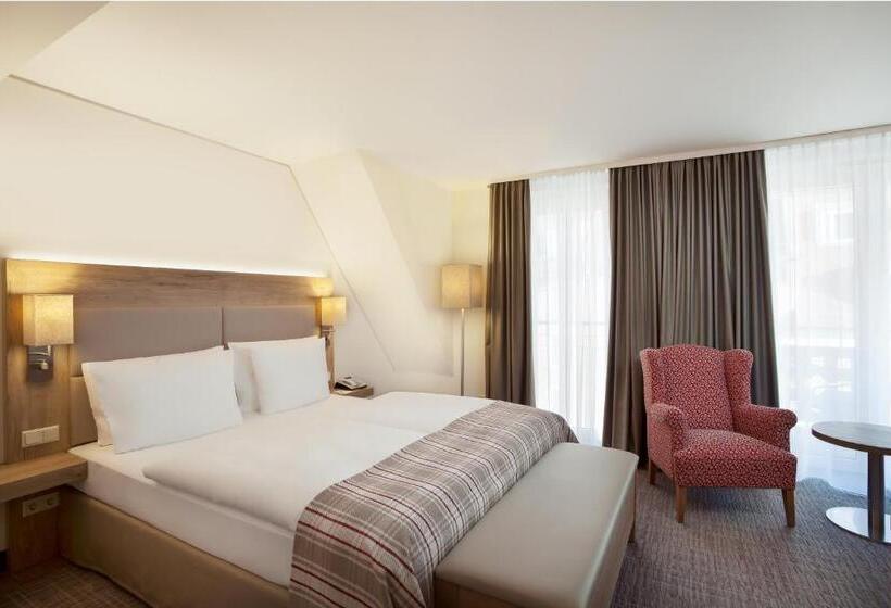 Стандартный Номер Кровать Кинг, Holiday Inn Nürnberg City Centre, An Ihg