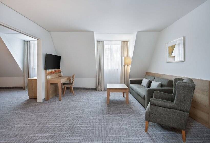 Suíte, Holiday Inn Nürnberg City Centre, An Ihg