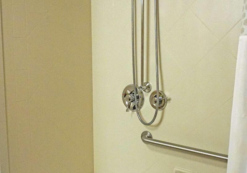 اتاق لوکس, Phi Hotel Alcione