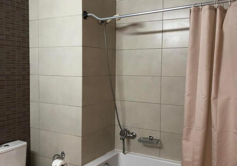 اتاق سوپریور سه تخته, Agrabella
