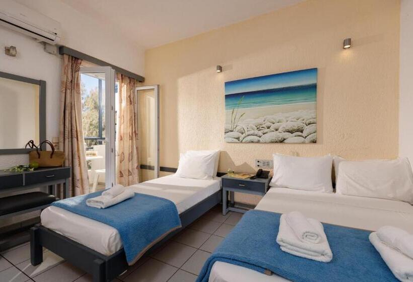 Economy Triple Room, Agrabella