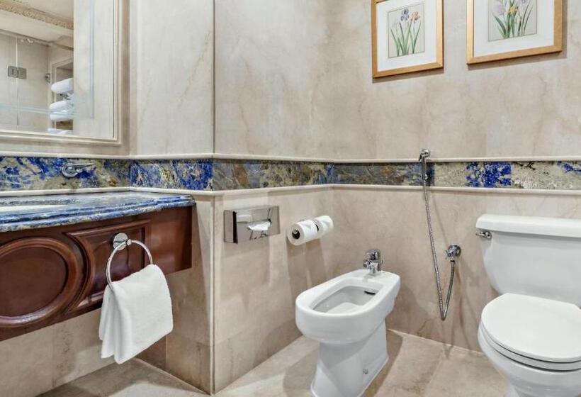 اتاق سوپریور با تخت بزرگ, Dar Al Tawhid Intercontinental Makkah, An Ihg