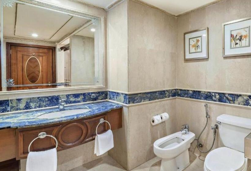 اتاق سوپریور با تخت بزرگ, Dar Al Tawhid Intercontinental Makkah, An Ihg