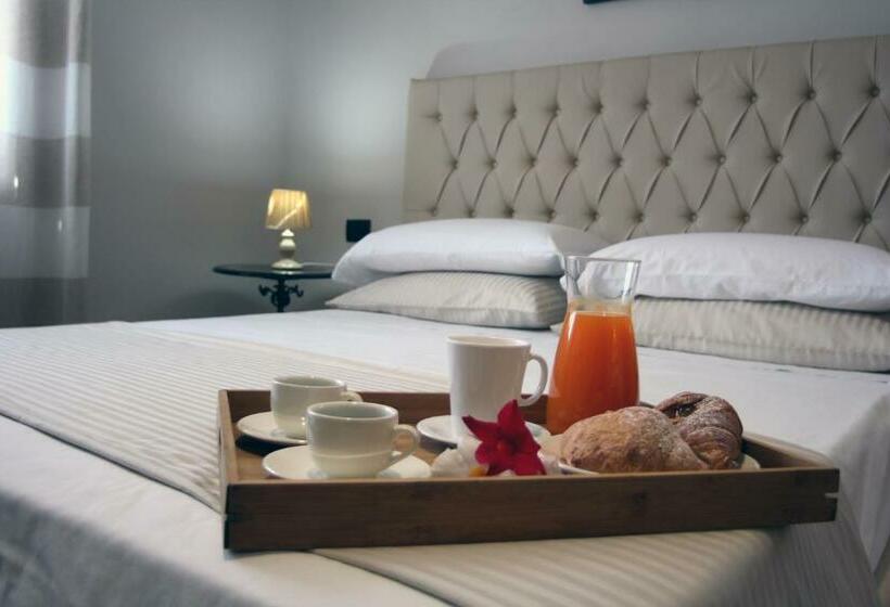 غرفة قياسية رباعية مطلة على الحديقة, B&b Atrium