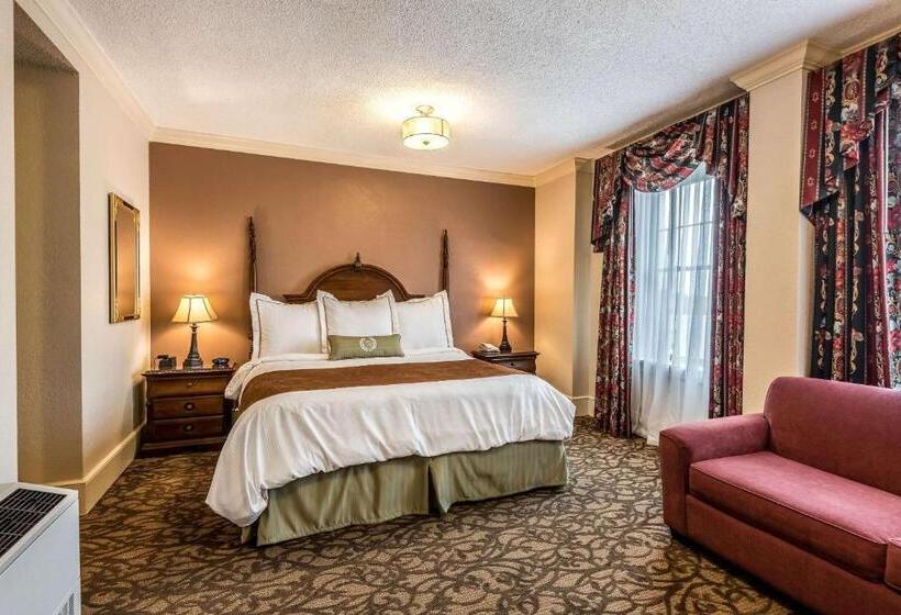 Люкс Кровать Кинг, Bothwell Sedalia Central District, Ascend Hotel Collection