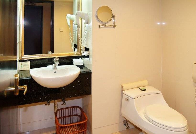Номер Комфорт, Guangdong Hotel Free Shuttle & Registration Counter Service During Canton Fair