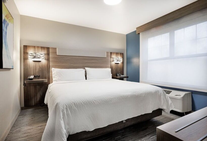 Номер Премиум, Holiday Inn Express & Suites Zion By Ihg