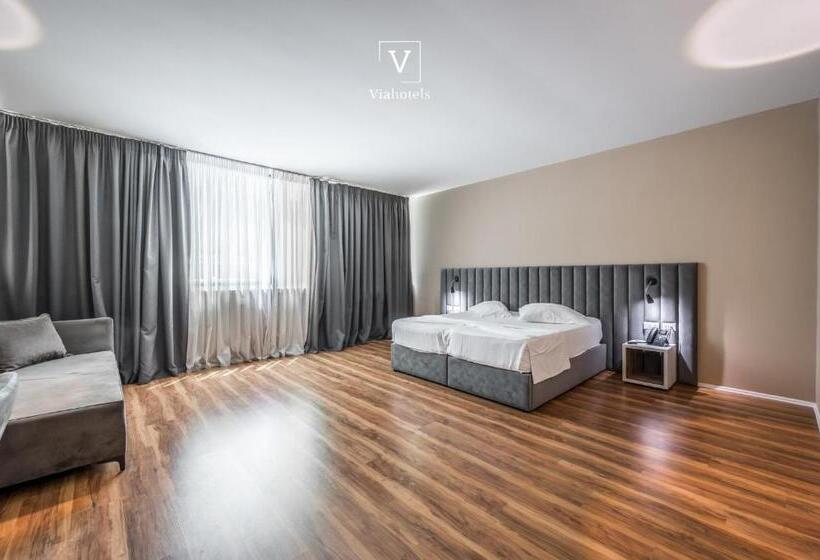 수피리어 패밀리 룸, Vh Eurostar Tirana Hotel Congress & Tirana Spa