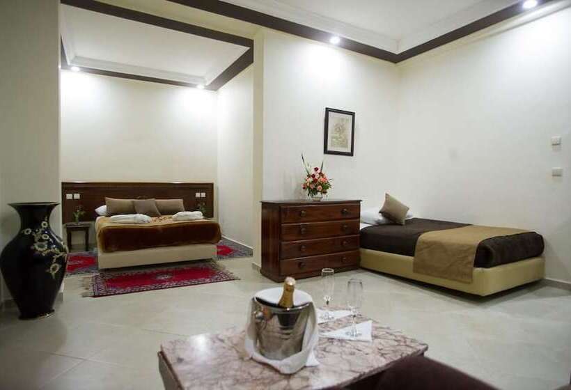 سوییت جونیور, Hôtel Rif