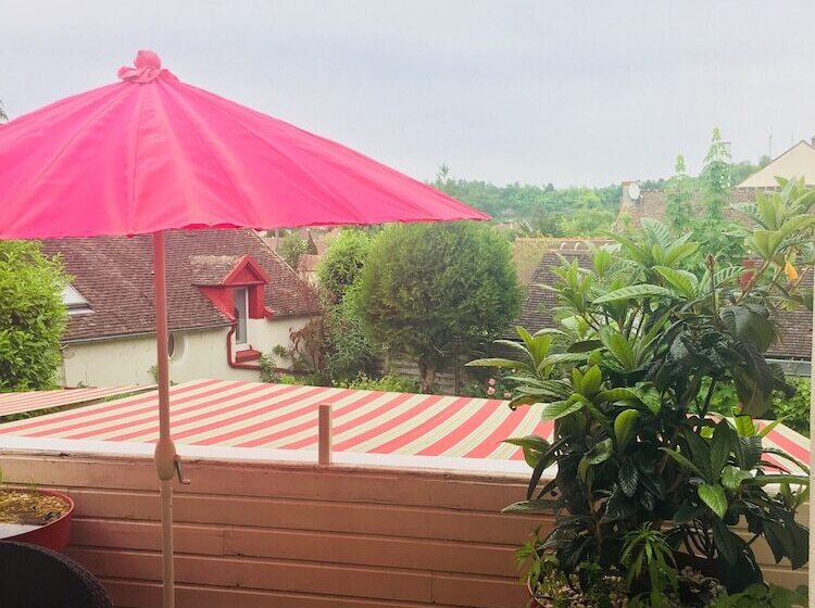 Номер Стандарт, L Hôtel Le Cheval Noir