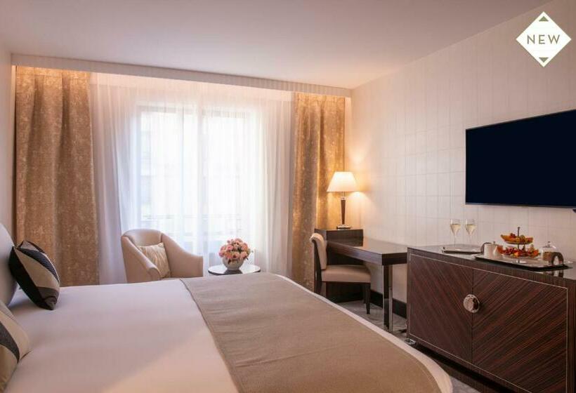 اتاق لوکس با چشم‌انداز باغ, Hotel Du Collectionneur Arc De Triomphe