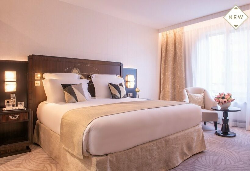 اتاق لوکس با تخت بزرگ, Hotel Du Collectionneur Arc De Triomphe