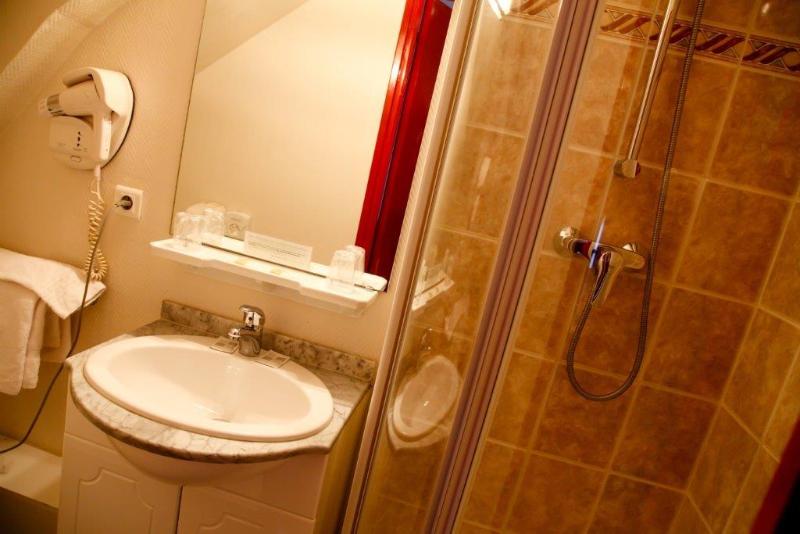 اتاق استاندارد, Logis Rex Hotel Lorient