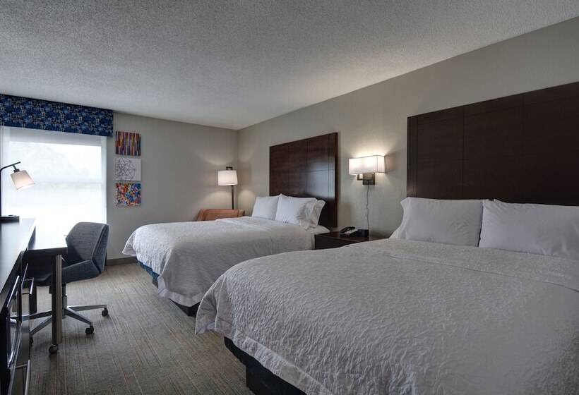 Номер Стандарт 2 Двуспальные Кровати, Hampton Inn Greenwood
