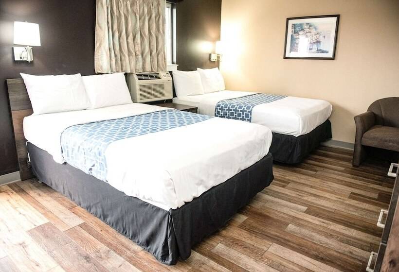 Номер Стандарт 2 Двуспальные Кровати, Suburban Studios Charlotteballantyne