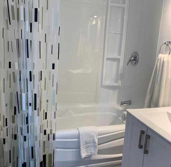 Quarto Estandar, Lakeview