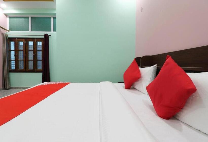 Номер Стандарт, Flagship Fanatic Inn And Banquet Near Chaudhary Charan Singh International Airport