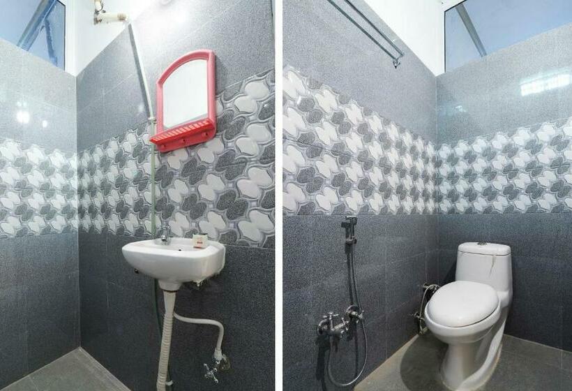 Номер Стандарт, Flagship Fanatic Inn And Banquet Near Chaudhary Charan Singh International Airport