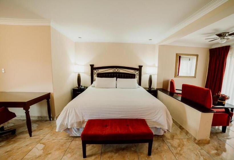 اتاق خانوادگی, Hacienda San Juan Resort