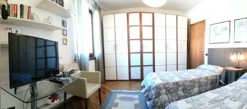 Номер Стандарт, Marinella B&b