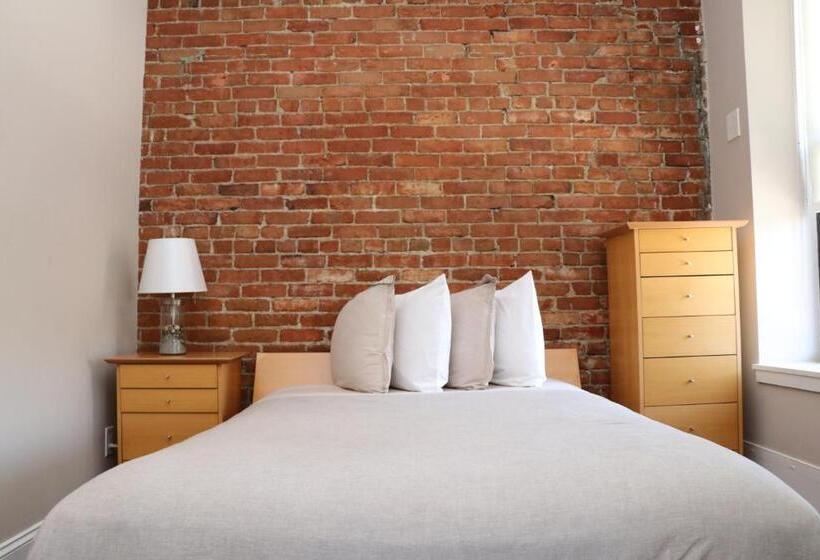 스탠다드 스튜디오, Stylish Studio In Boston Brownstone, C.ave #21