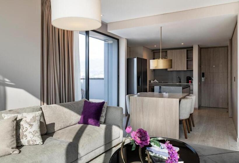 Suite with Terrace, York Luxury Suites Medellin By Preferred