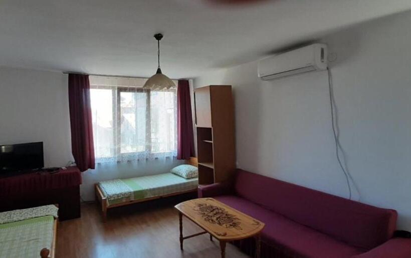 Люкс 2 Спальни, Guest House Plada View