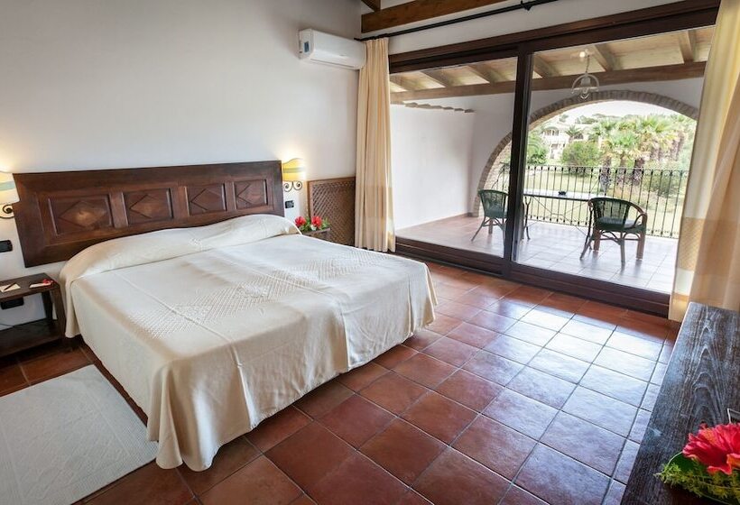 Quarto Triplo Superior, Costa Dei Fiori