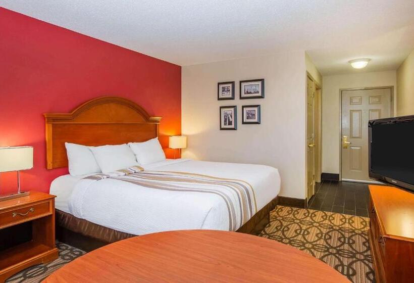 장애인을 위한 킹사이즈 침대 스탠다드 룸, La Quinta By Wyndham North Platte