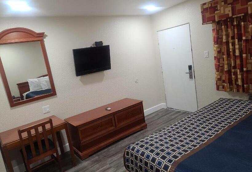 Стандартный Номер Кровать Кинг, Majestic Inn & Suites