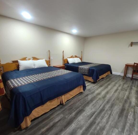 Номер Стандарт, Majestic Inn & Suites